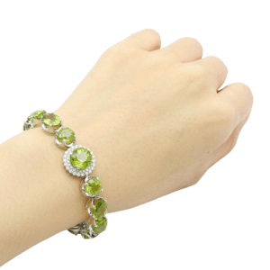 Lắc tay đá Peridot vàng trắng 18k EVT